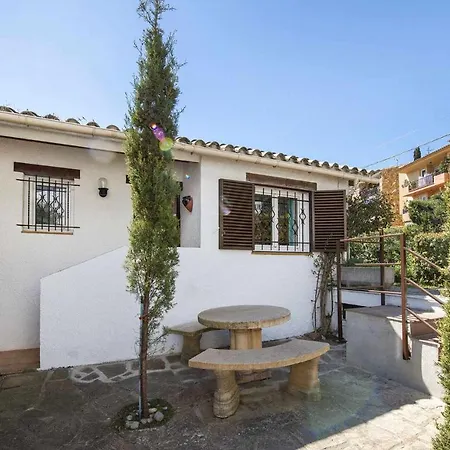 Con Piscina Comunitaria Y Parking27 Homestay Tossa de Mar
